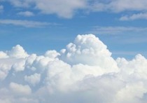 代理云服务器哪家好云？2025年最新选择指南